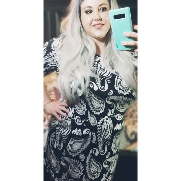 the zig zag str Dresses & Skirts - Zig zag stripe black and white paisley dress